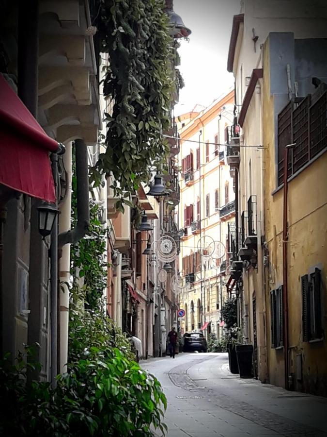 Via San Giacomo 10 กาญารี ภายนอก รูปภาพ