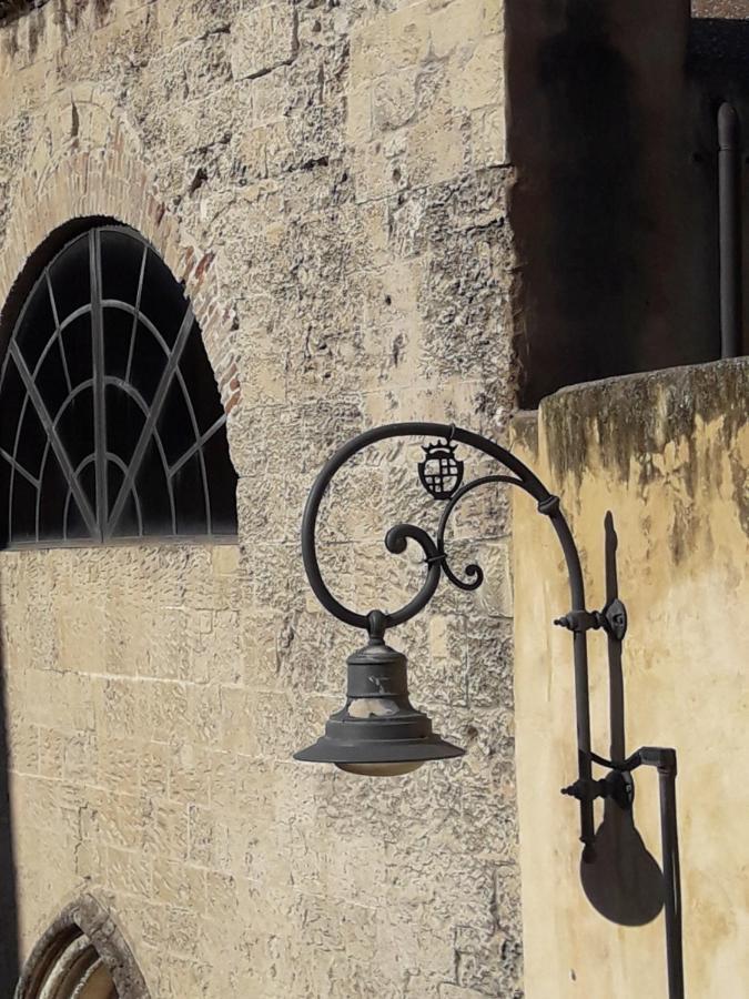 Via San Giacomo 10 กาญารี ภายนอก รูปภาพ